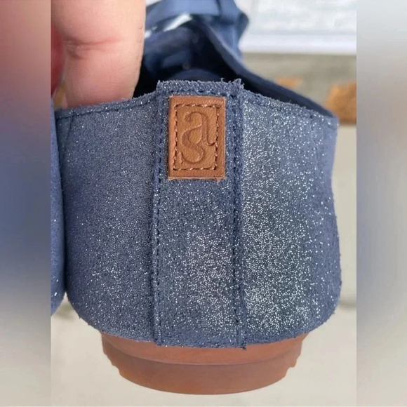 Another sole blue metallic oxfords size 37/7 - Picture 8 of 11